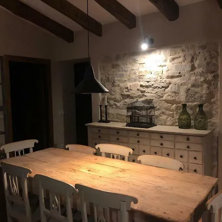 Villa Cal Puig, Enoturismo Rural Entre Vinas Y Bosques Juncosa